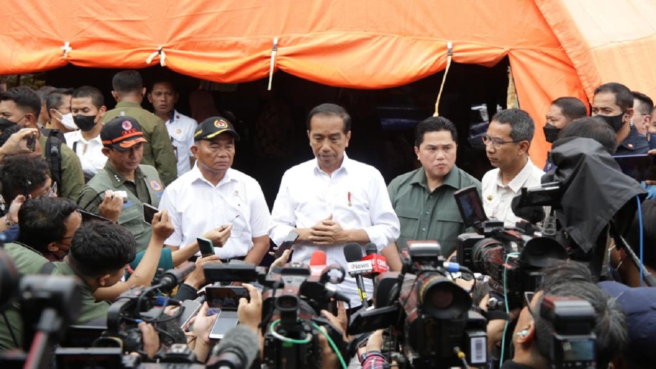 Presiden Jokowi Beri Opsi Relokasi Warga Dekat Depo Pertamina Plumpang