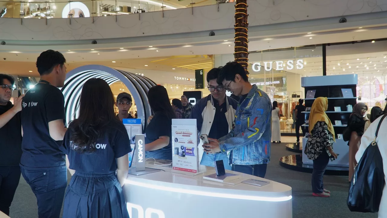 Kemeriahan Tecno Phantom V Flip 5G Grand Exhibition